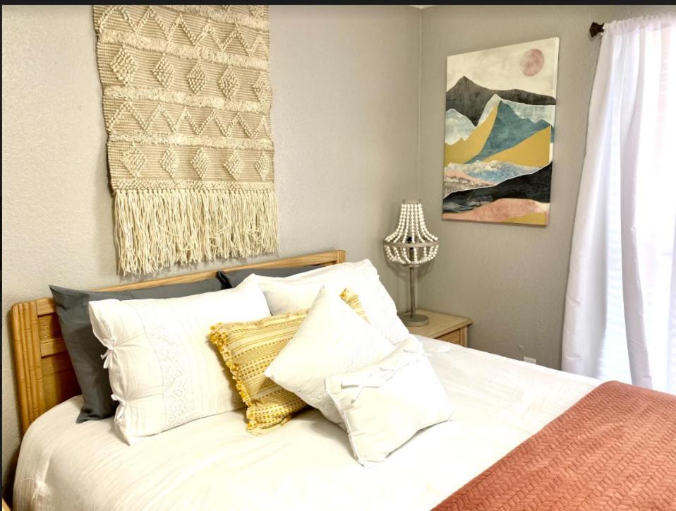 Private Bedroom Suite - Communal House Near Integris Oklahoma City Kültér fotó